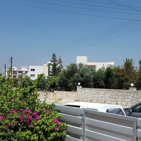 Nissi Maximus Agia Napa